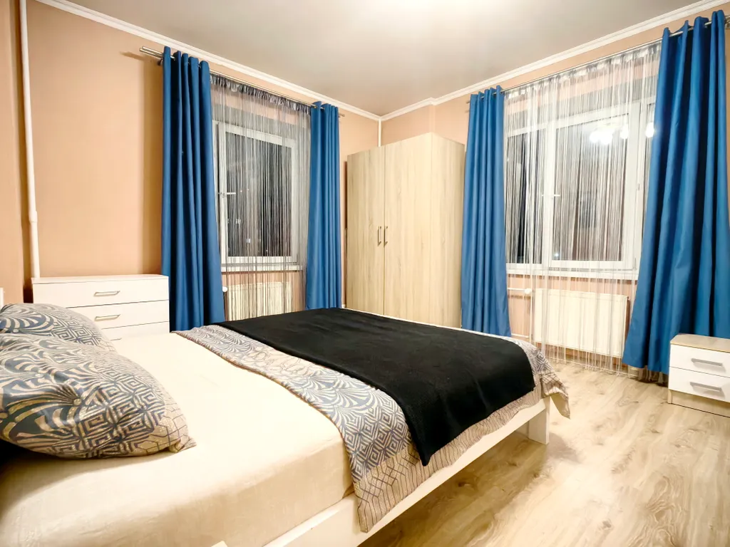 Двушка Красивые Глаза