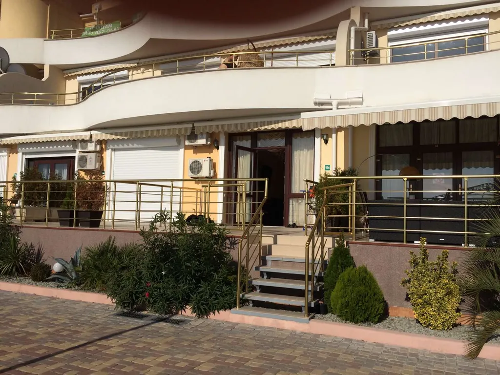 Апартаменты с террасой у моря