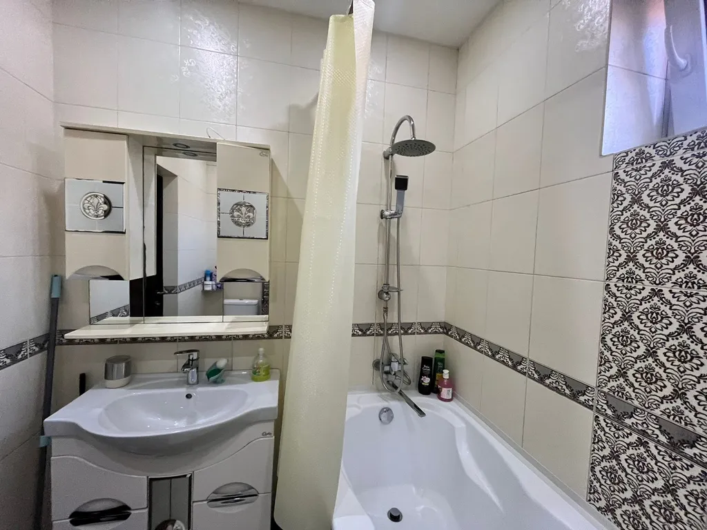 Уютный отдельный дом в центре города