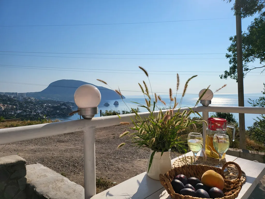 До 6 человек, восхитительный вид на море, мангал, парковка, в тихом месте