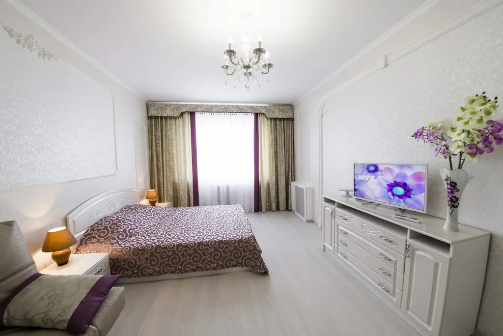 Однушка в центре (рядом с Кадетским училищем)