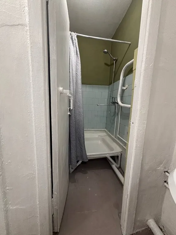 Чистая, просторная квартира в удобном месте