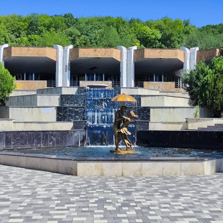 Уютная квартира рядом с Аллеей Любви