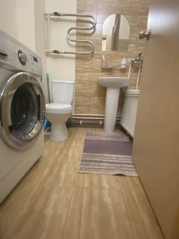 Живи в центре событий