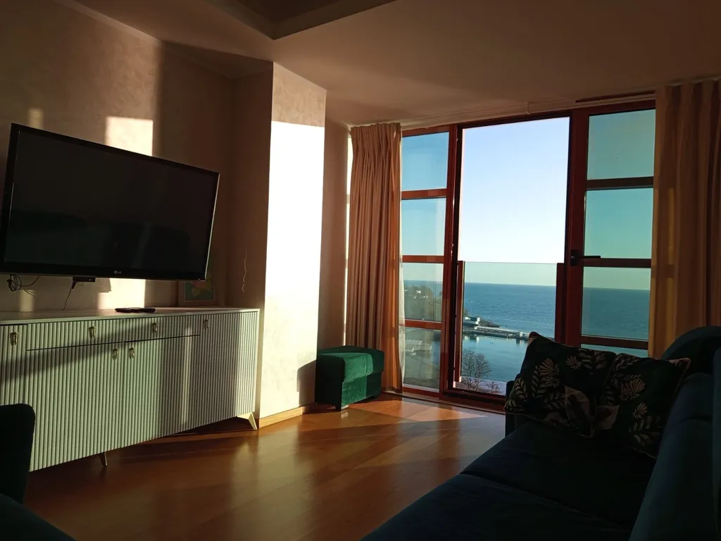 Апартаменты с видом на море в ЖК "Золотая Бухта", Анапа