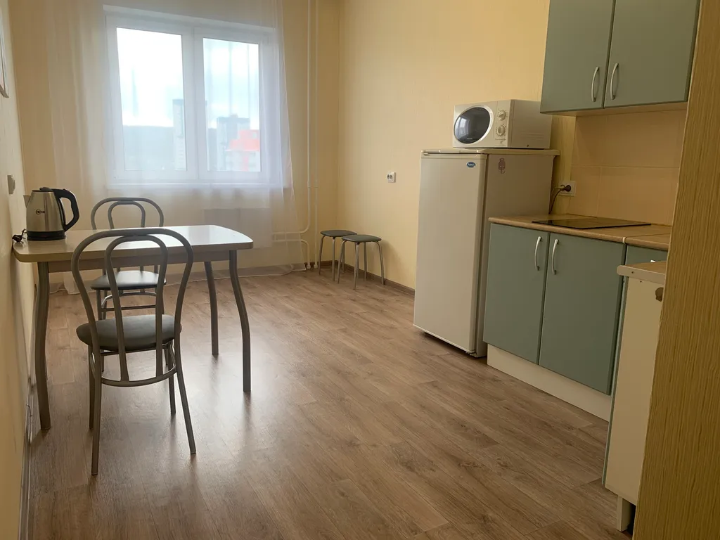 Квартира Уютная теплая полноценная квартира с видом на горнолыжную трассу — Красноярск