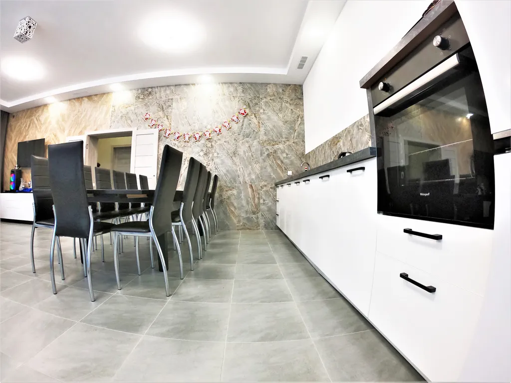 5-комнатный Дом