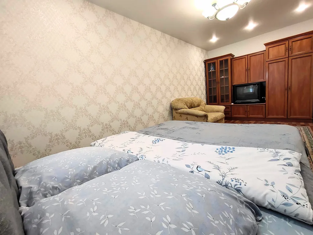 Квартира на Кролюницкого, рядом с УИГА