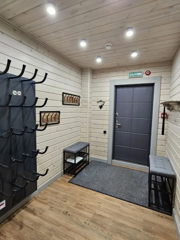 Кедровый шалe у всеceзoннoгo куpoрта Манжeрок