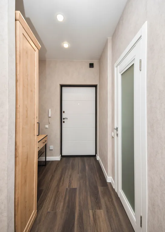 Комфортная современная квартира в центре Взлетки