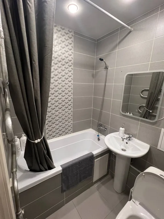 В непосредственной близости от центра города