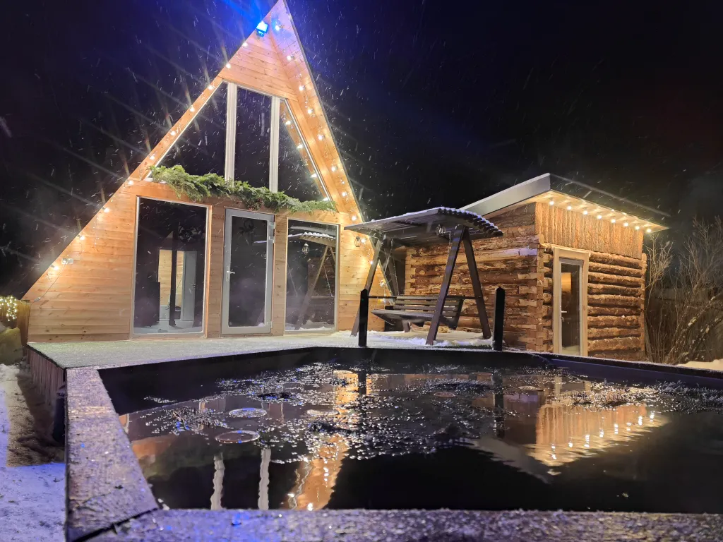 Коттедж Дом у берега — Полевской