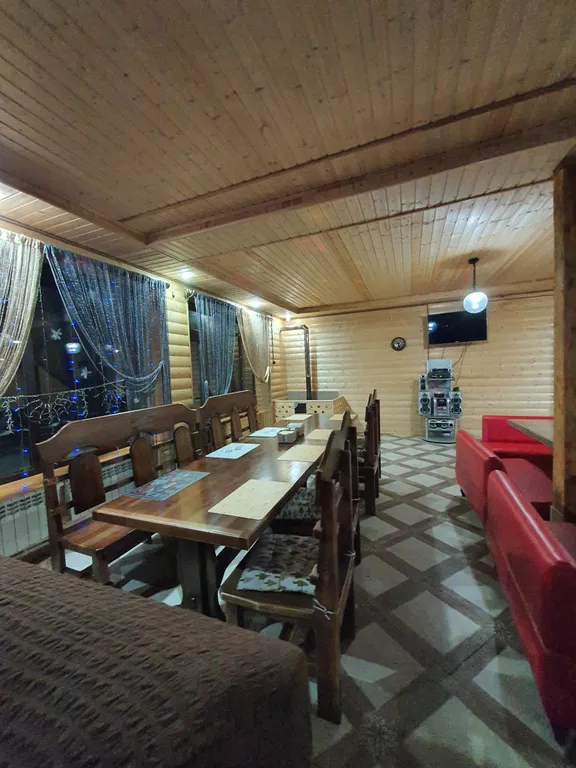 Шале с 6 спальнями на 15 гостей