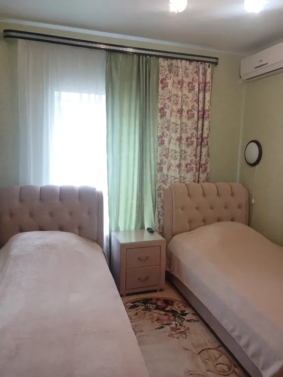 Трехкомнатная квартира у Торговых Рядов в центре