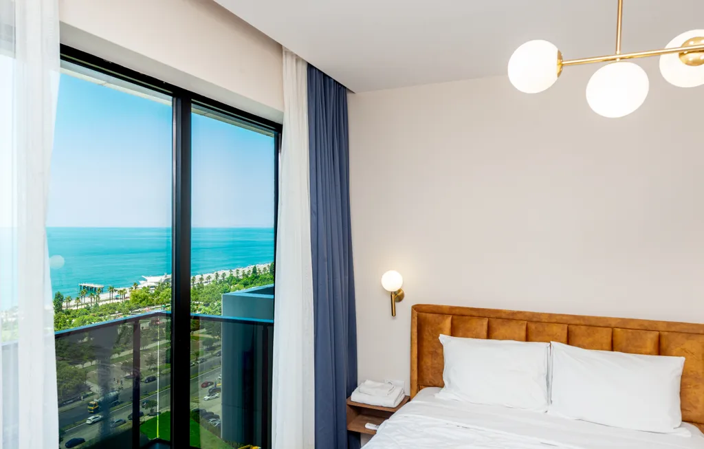 Номер студия в Апарт-Отеле Степс с видом на море