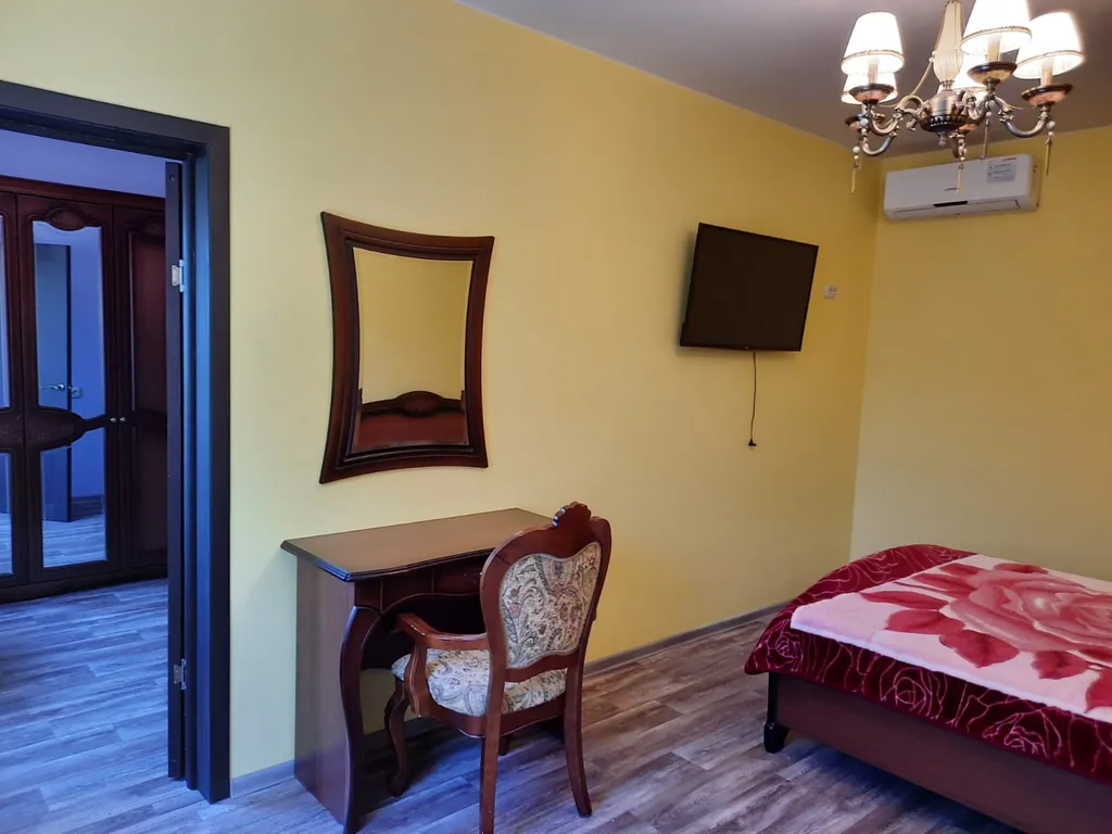 Коттедж Дом с Орлами — Севастополь