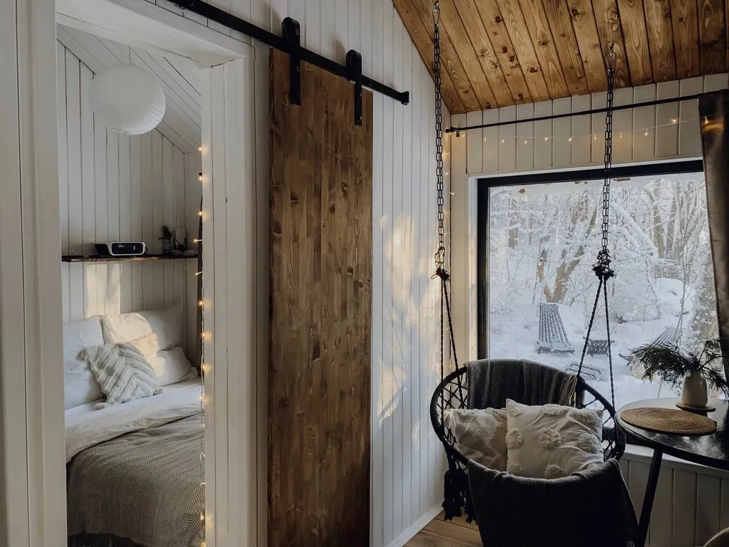 Коттедж Панорамный домик в стиле барнхауз — Кротово