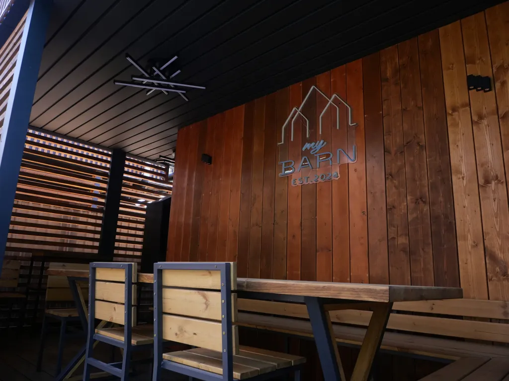 Лучший дом Burn House в городе