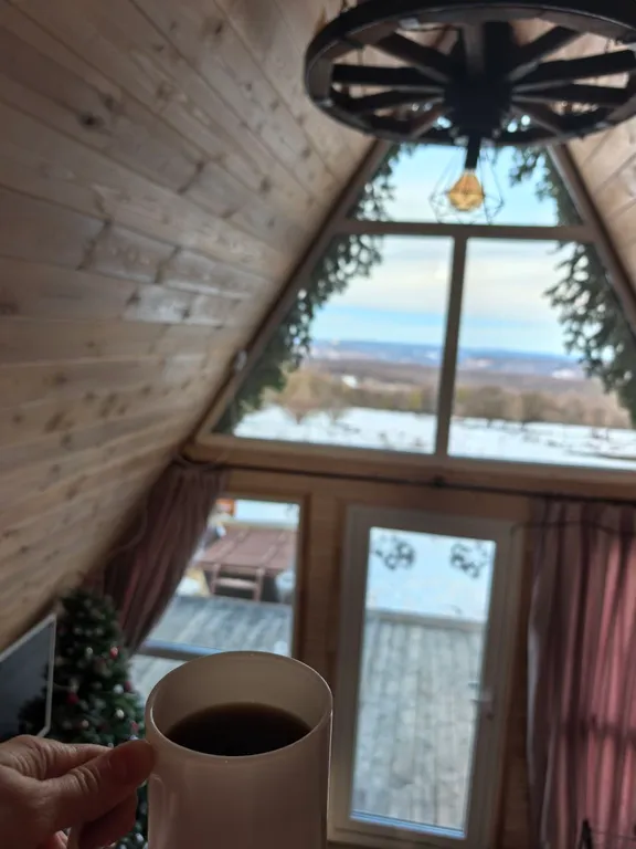 Коттедж Отдых от городской суеты в Адыгеи, домик в лесу А-фрейм — Веселый