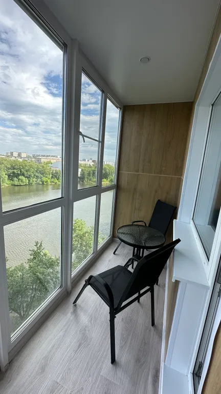 Квартира Уютная студия в центре города с видом на реку — аренда посуточно в Челябинск