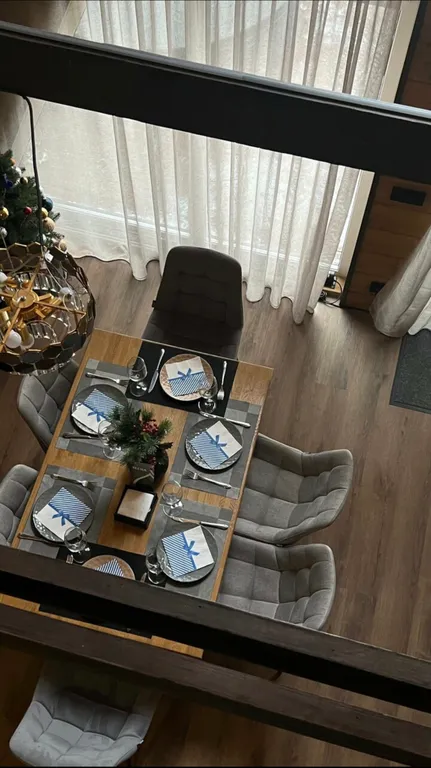 Современный дом у озера с купелью и своим катком. В феврале скидки