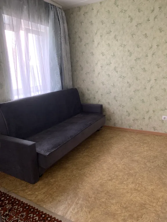 Уютная студия в тихом месте, рядом находится бассейн и ледовый дворец