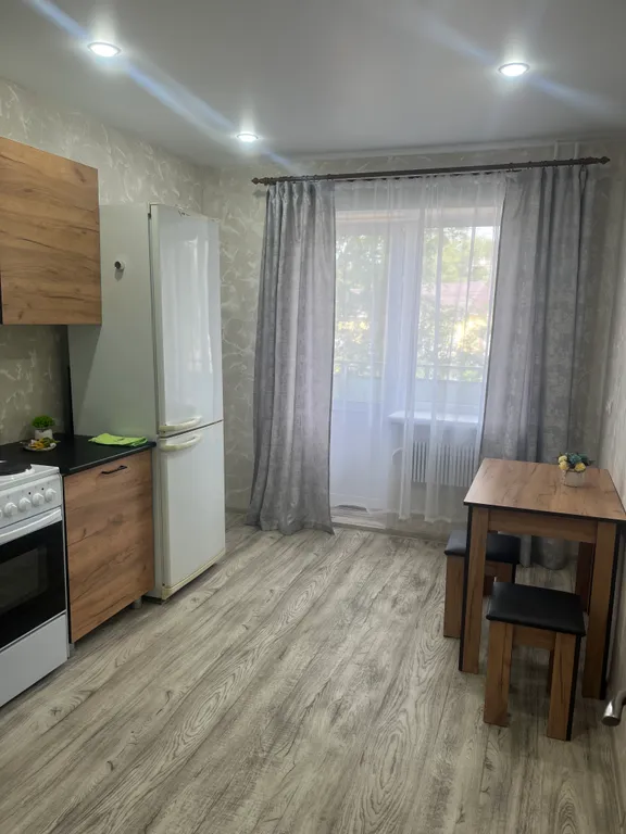 Уютная квартира — аренда посуточно в Чапаевск