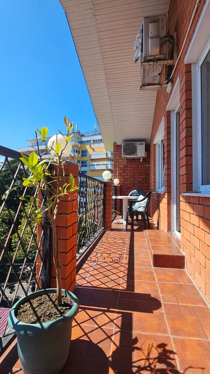 Квартира 3-комнатная Квартира — Адлер