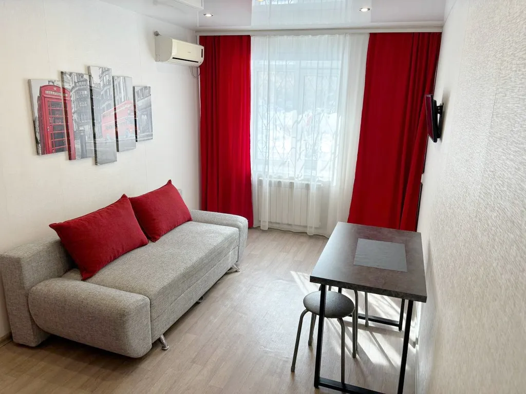 Квартира-студия в центре, на Амурском бульваре, возле площади Ленина — аренда посуточно в Хабаровск