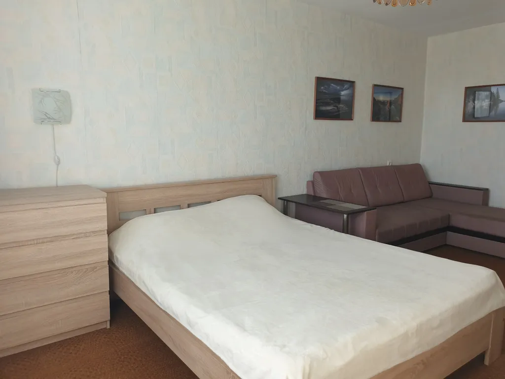 Квартира с балконом