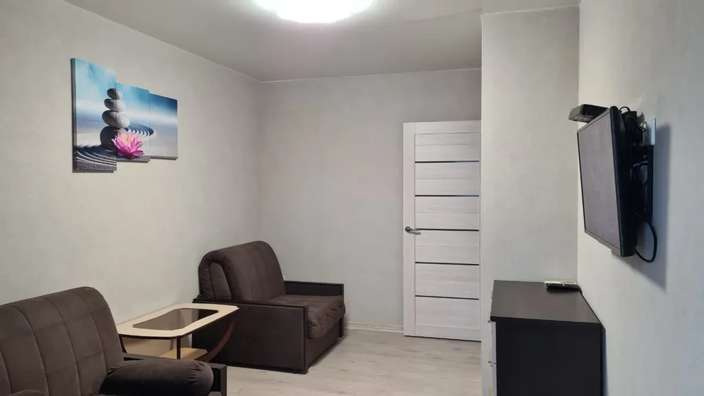 Современная квартира на берегу моря