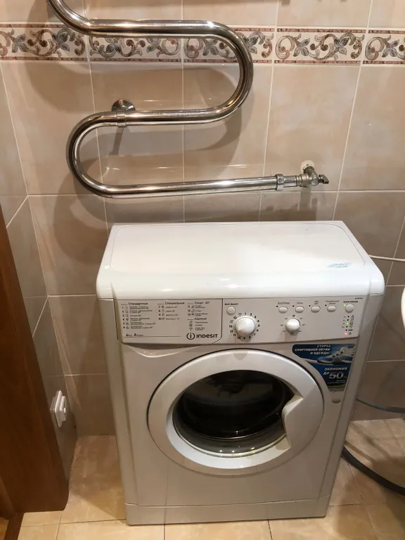 Коттедж на территории базы отдыха Молодёжная у озера Еланчик