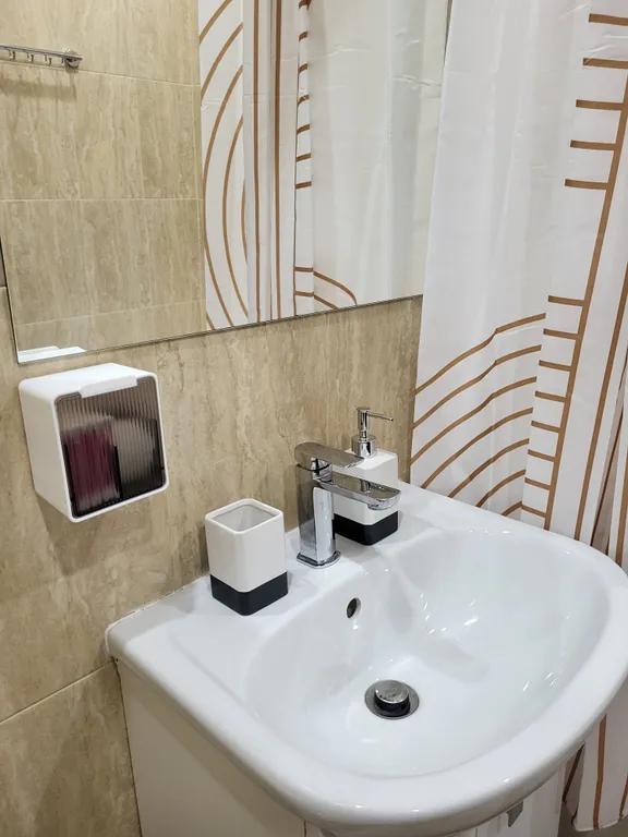 Студия у метро