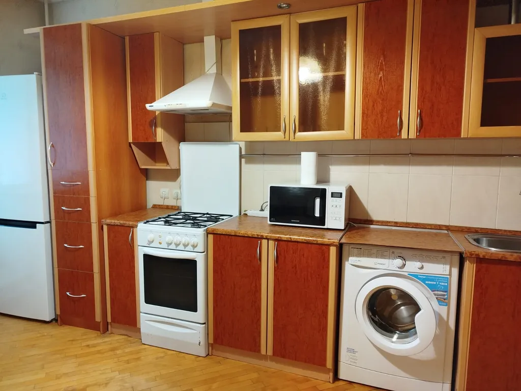 Вместительная квартира на театральной площади