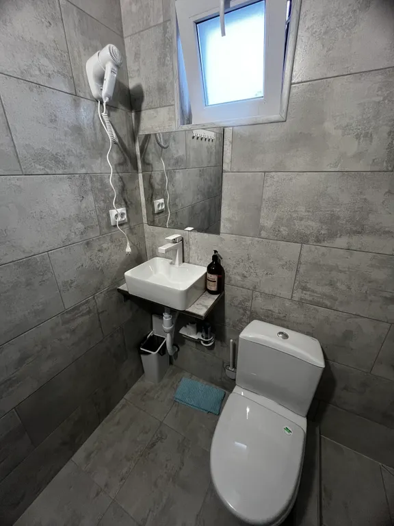 Домик с видом на горы