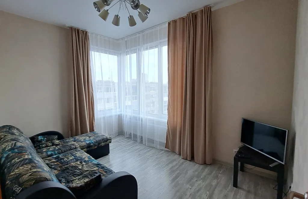 Квартира у кадетского училища