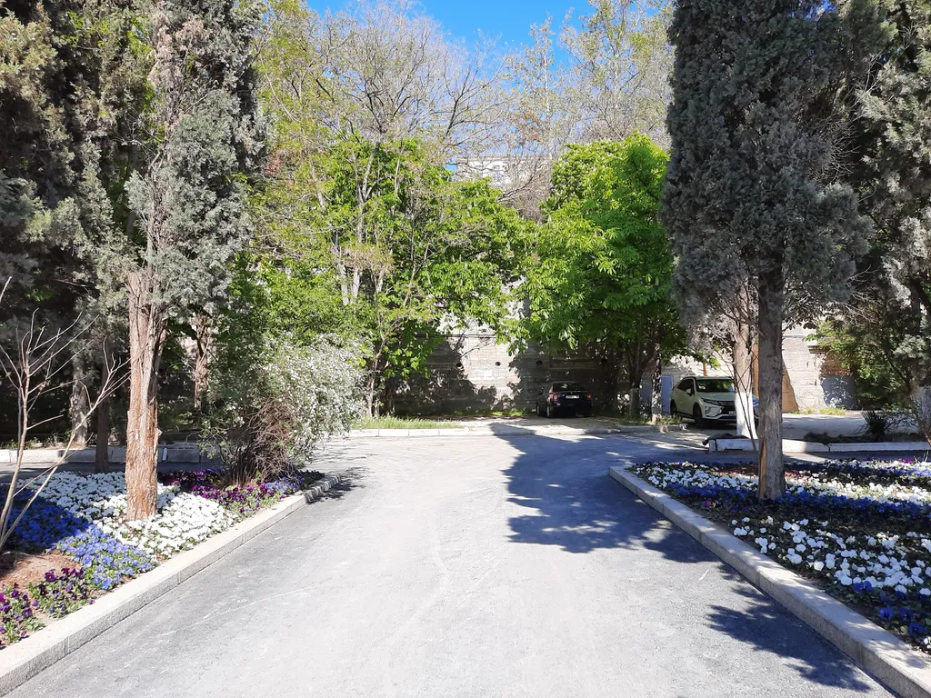 Квартира Квартира Апартамент с парковкой и балконом — Севастополь