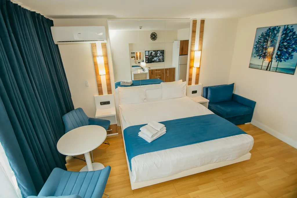 Студия с видом на море