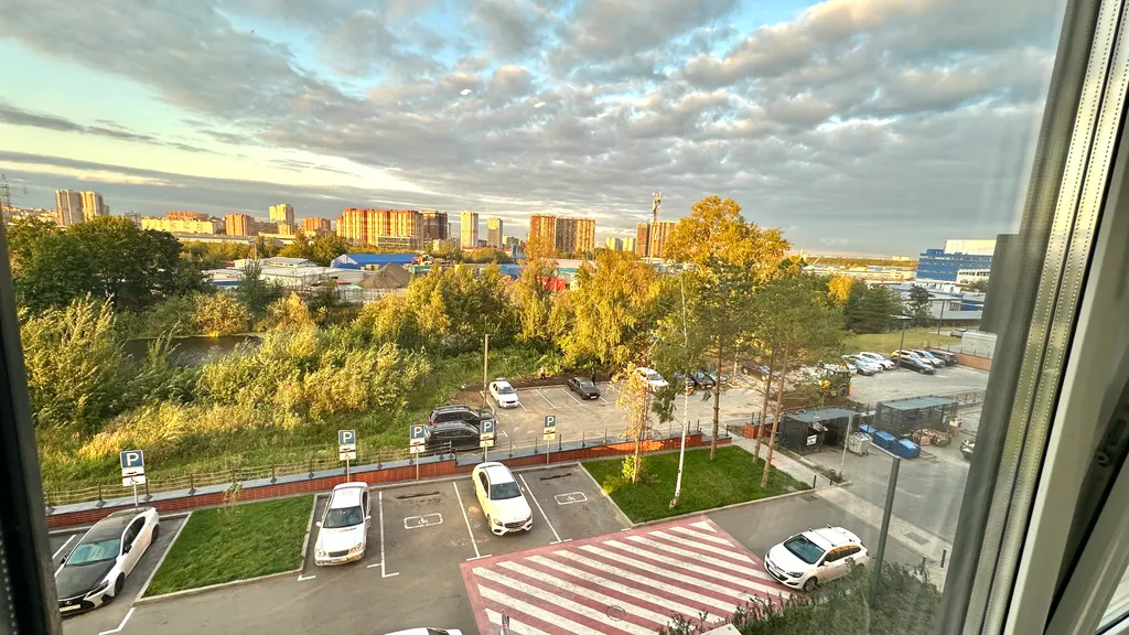 Квартира с видом на пруд