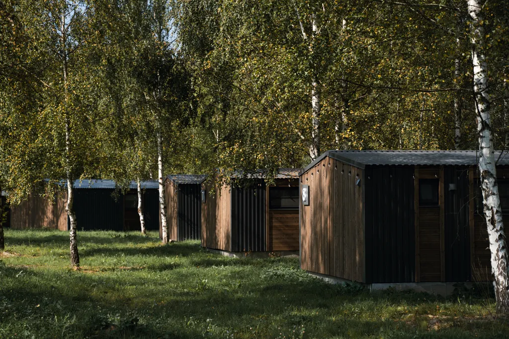 Уютные дома для отдыха от городской суеты на берегу Волги