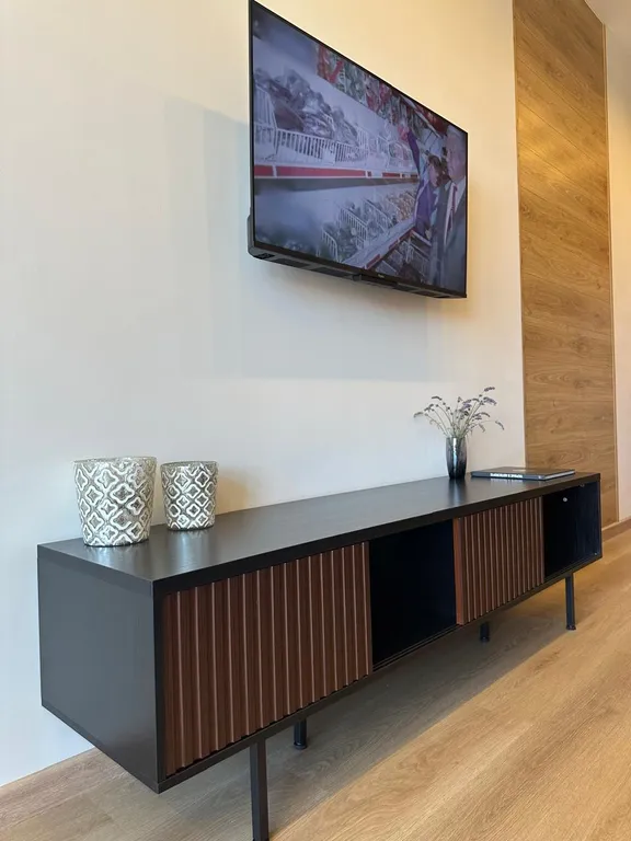 Квартира Квартира Уютная студия в престижном р-не Геленджика видом на море и горы — Геленджик