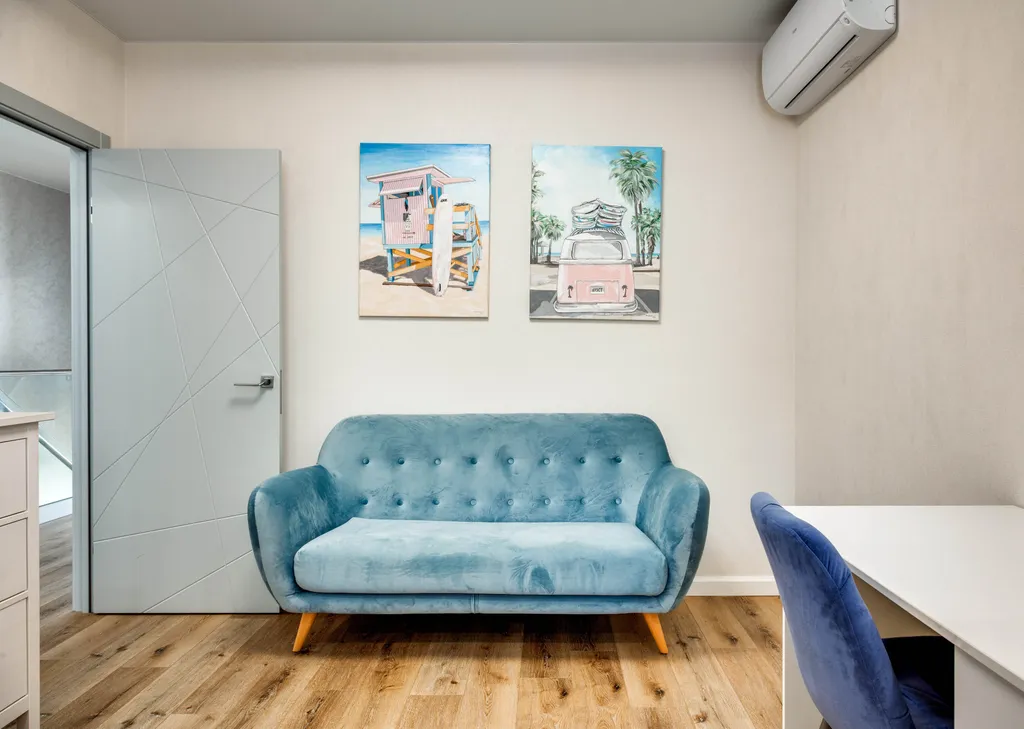 4 комнатная современная квартира с видом на море