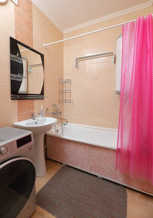 Квартира Просторная 2-комнатная квартира на Алексеева — Красноярск