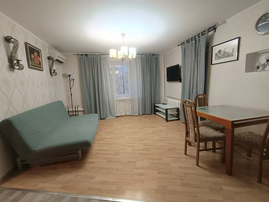 Трёхкомнатная квартира на Воткинском шоссе