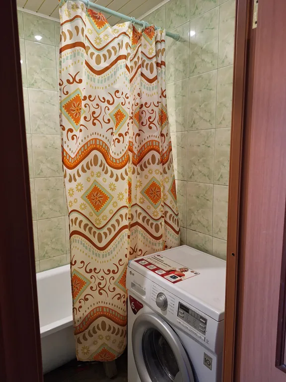 Квартира Уютная 2-х комнатная квартира в тихом спокойном районе — Тихвин