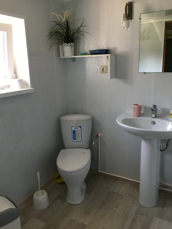 Дом на берегу озера