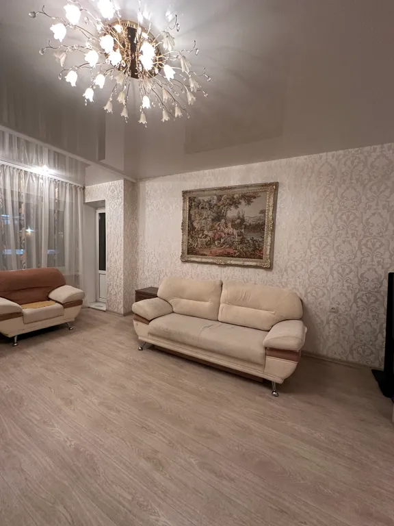 Просторная светлая уютная 3-комнатная квартира