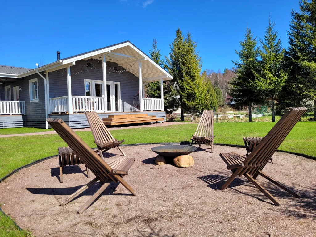 Коттедж Уютный дом с баней — Первомайское