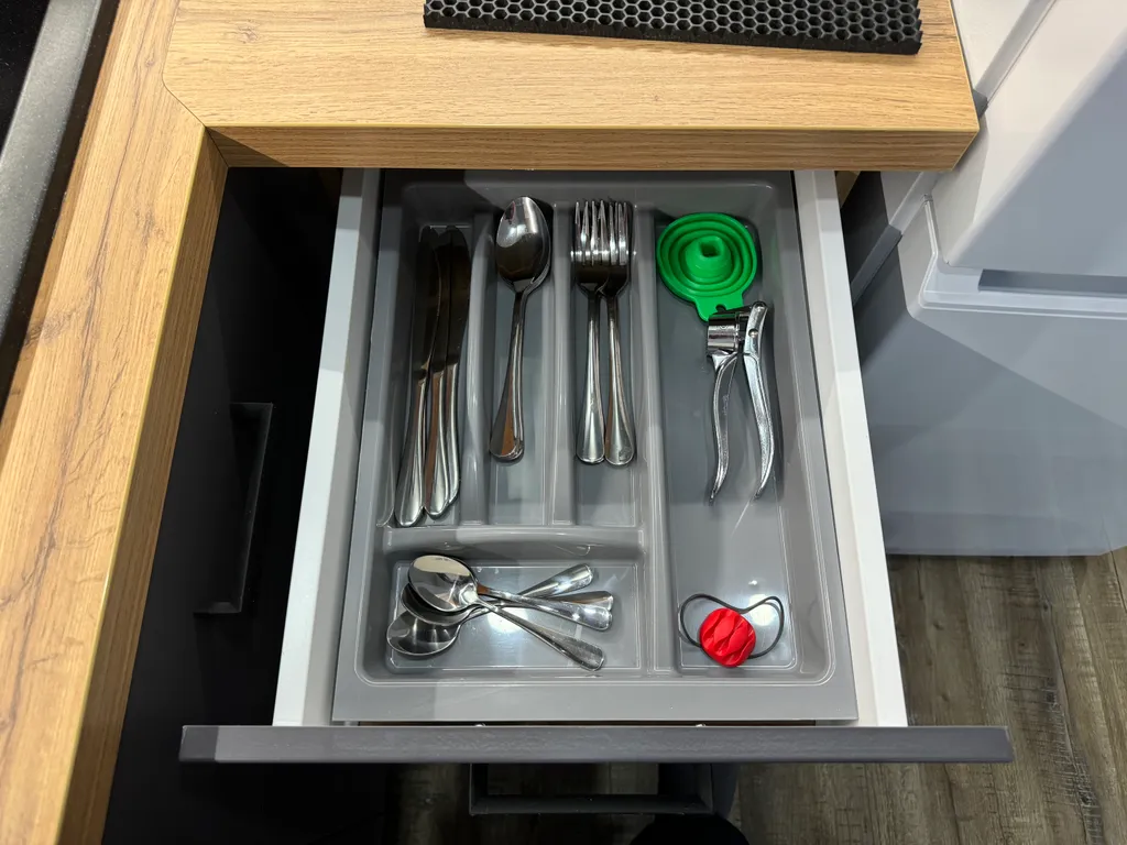 Квартира Уютная квартира-студия с евроремонтом в жк бизнес класса аллея парк — Мамайский Перевал