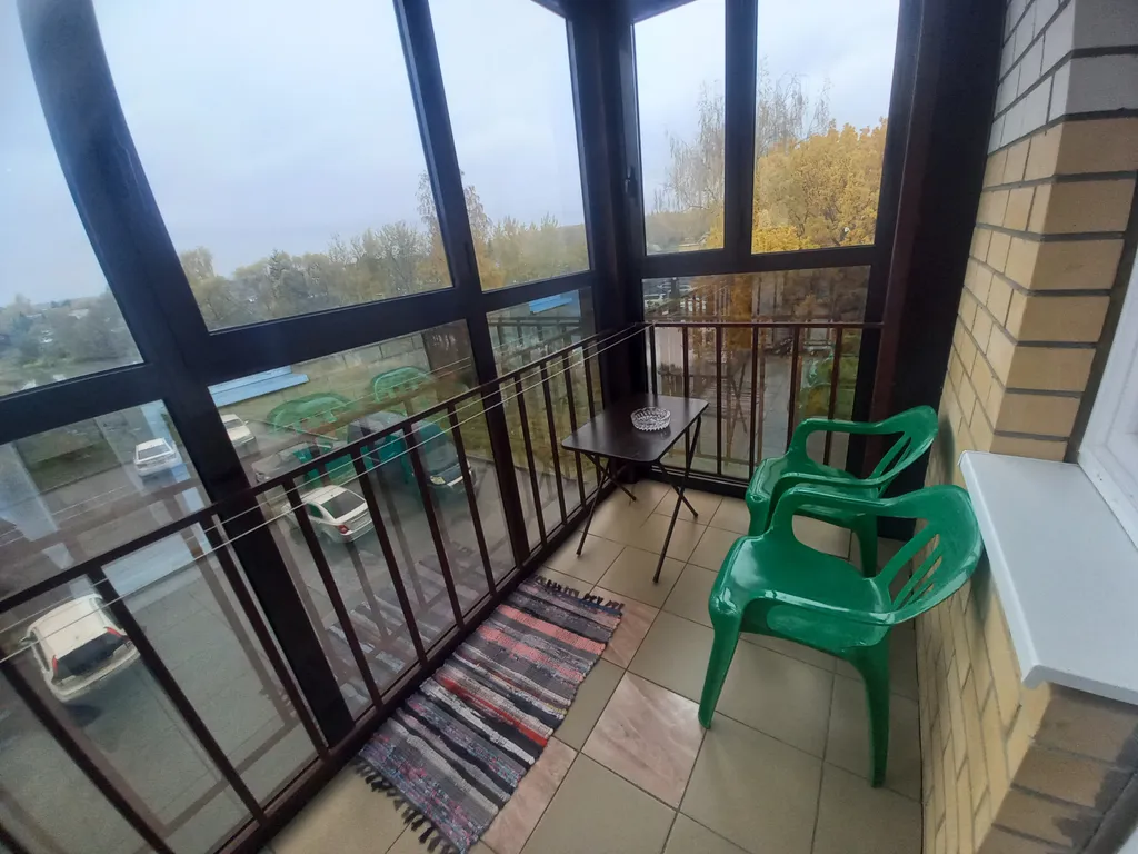 Уютная студия на берегу реки